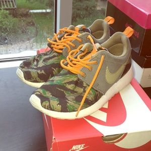 Nike Rosherun Sneakers